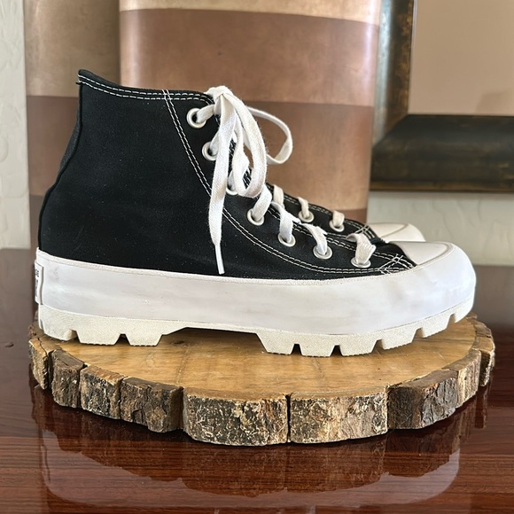 Converse Shoes - Converse Women's Chuck Taylor All Star Lugged High Top Sneaker, Black & White